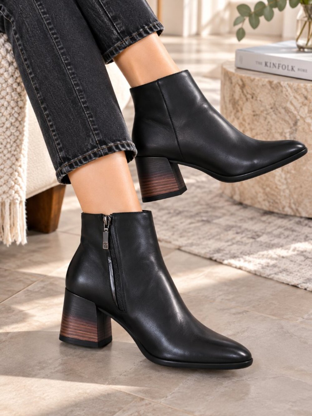 Alberto Fermani Leather Ankle Booties Size 39.5 US 9.5 Block Heel Italy $575